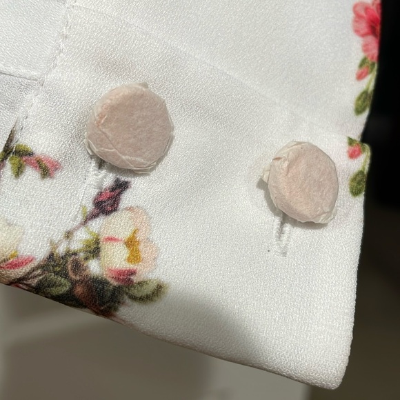 Ted Baker lady bug & berries print blouse NWT - Picture 7 of 15